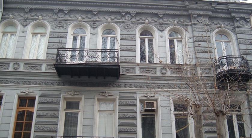 Old Tbilisi Trio Apartments מראה חיצוני תמונה